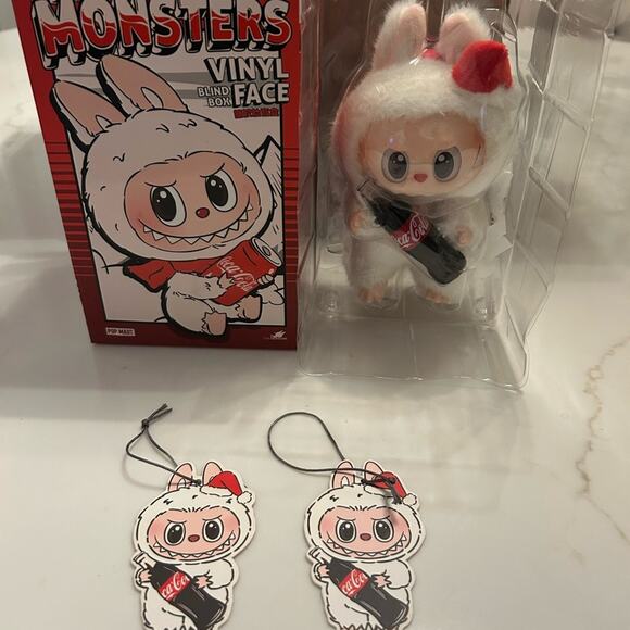 Pop Mart Labubu Coca-Cola The Monsters Vinyl Face Suprise Shake - Picture 5 of 6